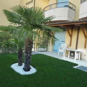  Apartment Elisa Piano Terra Con Giardino E Posto Incluso