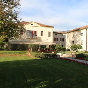 Ca' Sette Hotel